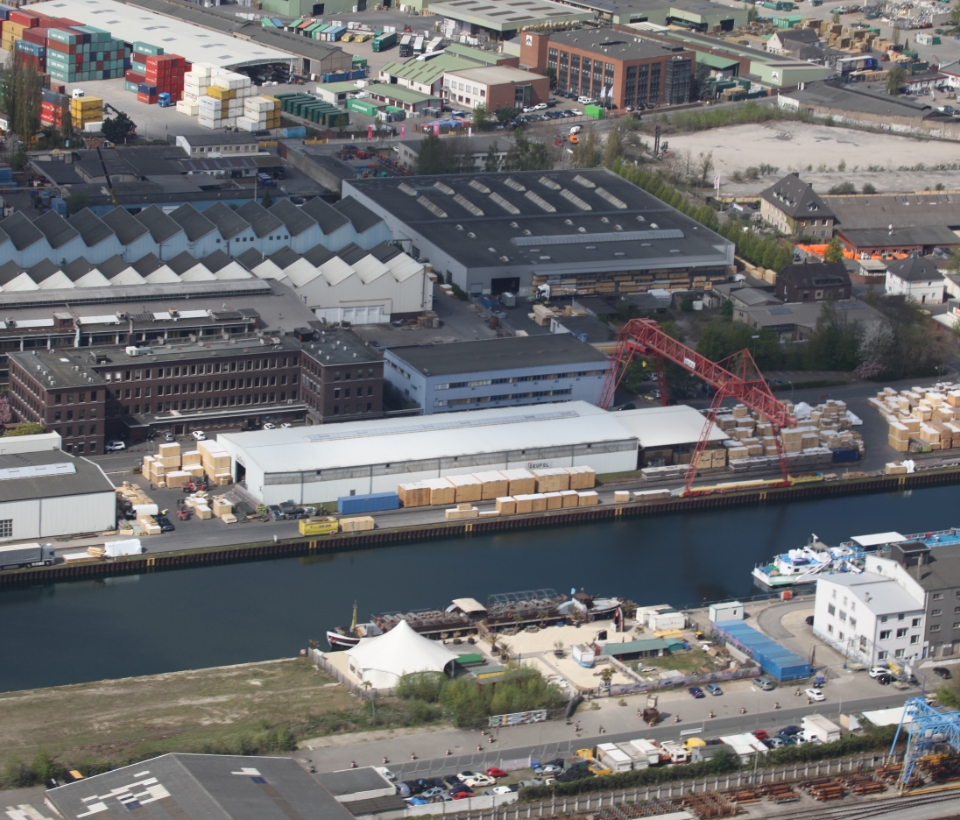 DEUFOL-Binnenhub-Standort von oben