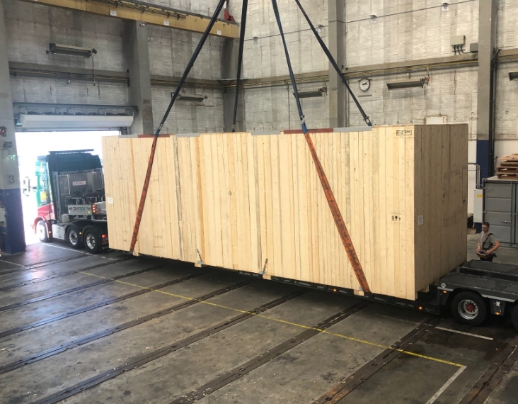 DEUFOL-Exportverpackung wird am Standort St. Pölten verladen
