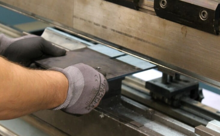 Tailor-made- metalworking-DEUFOL-004